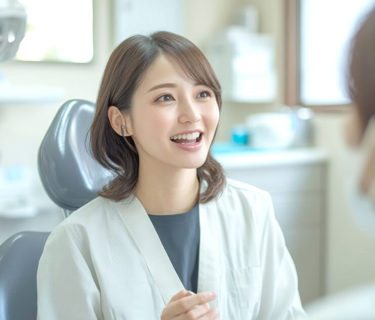 女性歯科医師